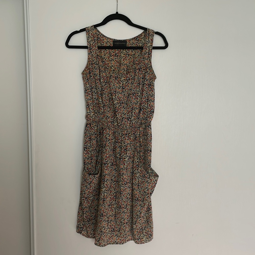 Cute sundress !